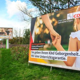 Wahlkampf in Niedersachsen: Fehlende Schulleiter, Stundenausfall und Tierschutz als Bildungsauftrag