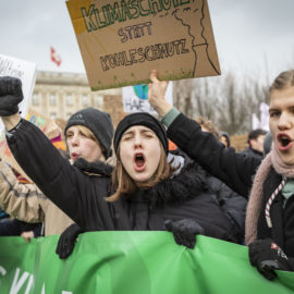 Die Klimaproteste werden bald in Gewalt umschlagen