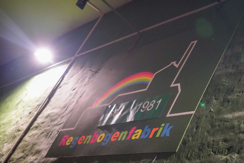 Die „Regenbogenfabrik“ gibt es seit 1981, ein typisches Kreuzberger Hinterhofprojekt